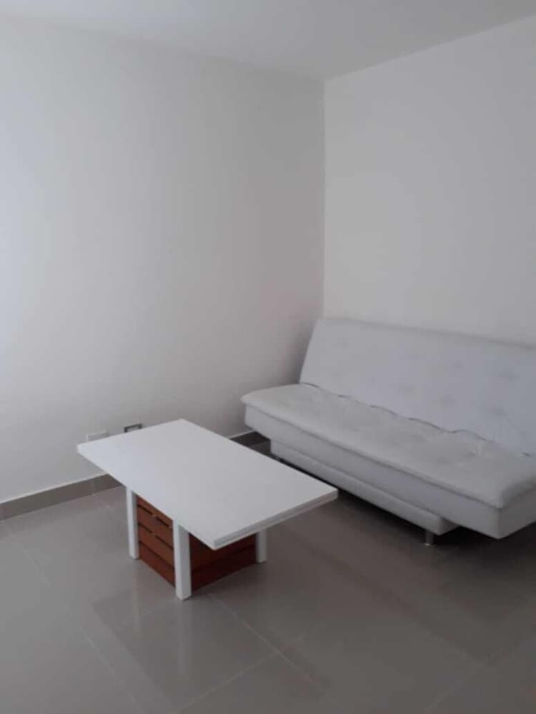 J&R Apartamento Serena Village