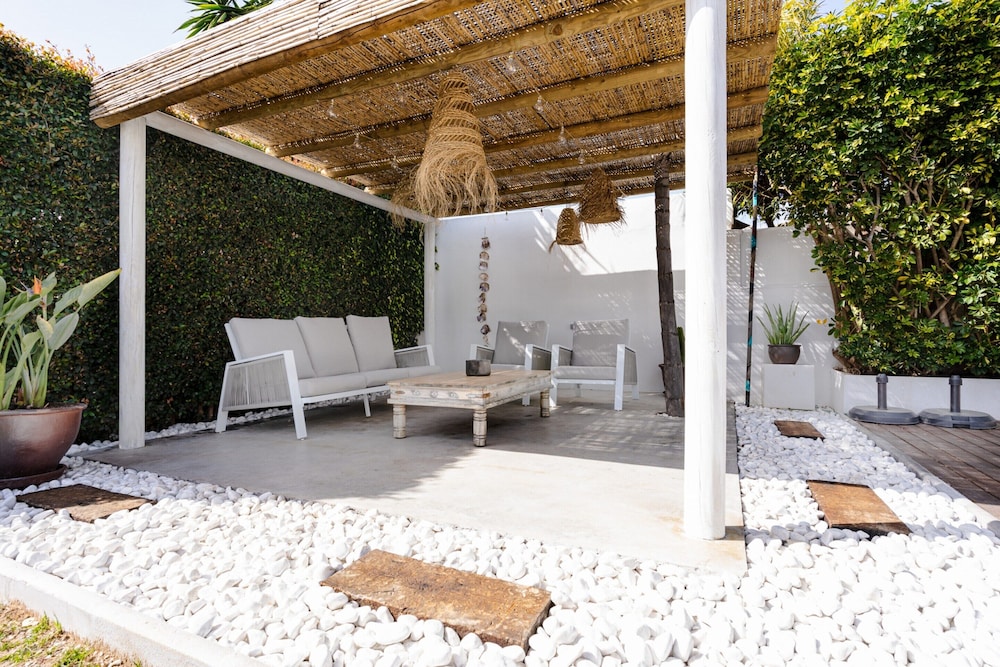 Villa in Marbella Near Beach