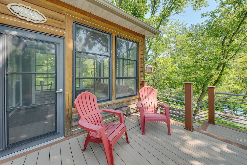Lake Geneva Family Gem w/ Fenced Dog Run!