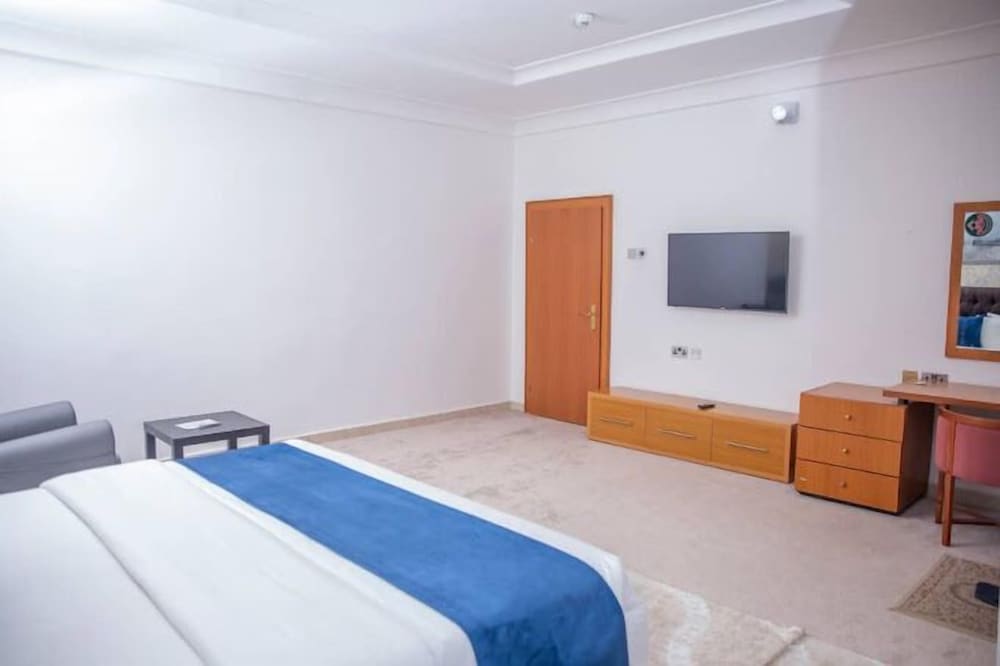 Sanda Lodge view 5
