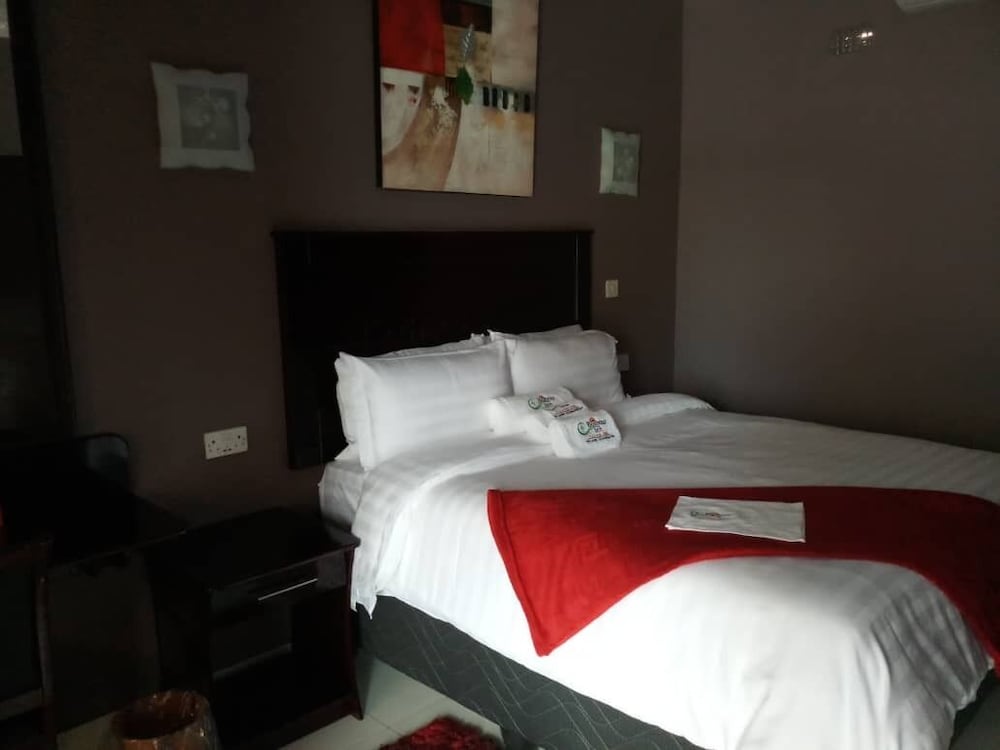 Bonjour Inn Guest House view 2