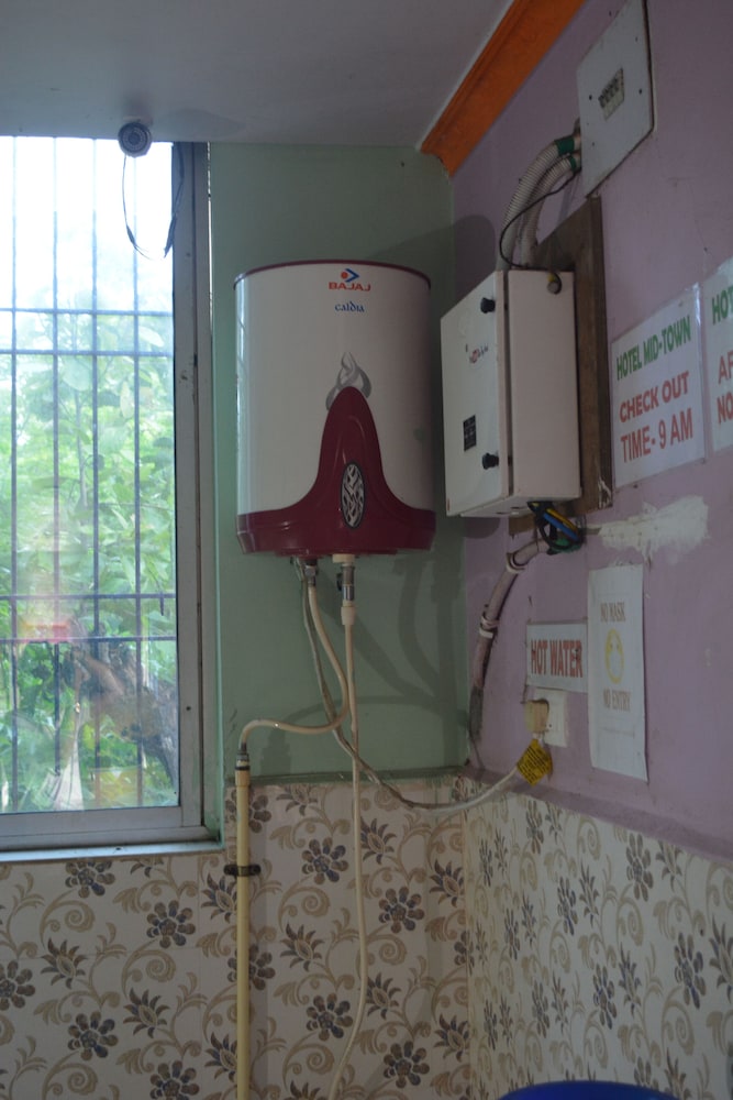 Hotel Mid Town Daringbadi