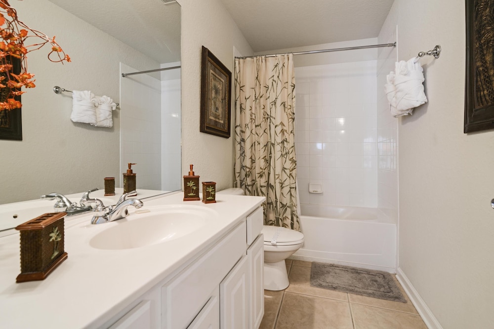 Disney Daze Villa by VillaDirect view 2