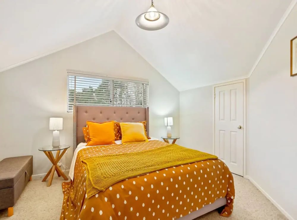 Charming 3 Bedroom Home In Tranquil Rural Karaka view 2