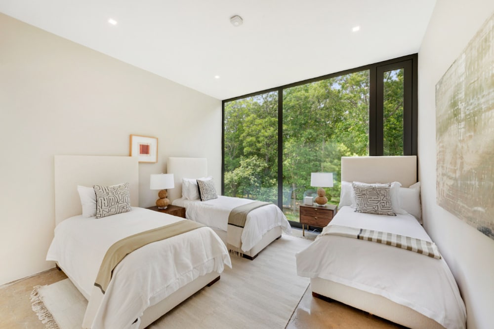 Glass Villa East Hampton view 5