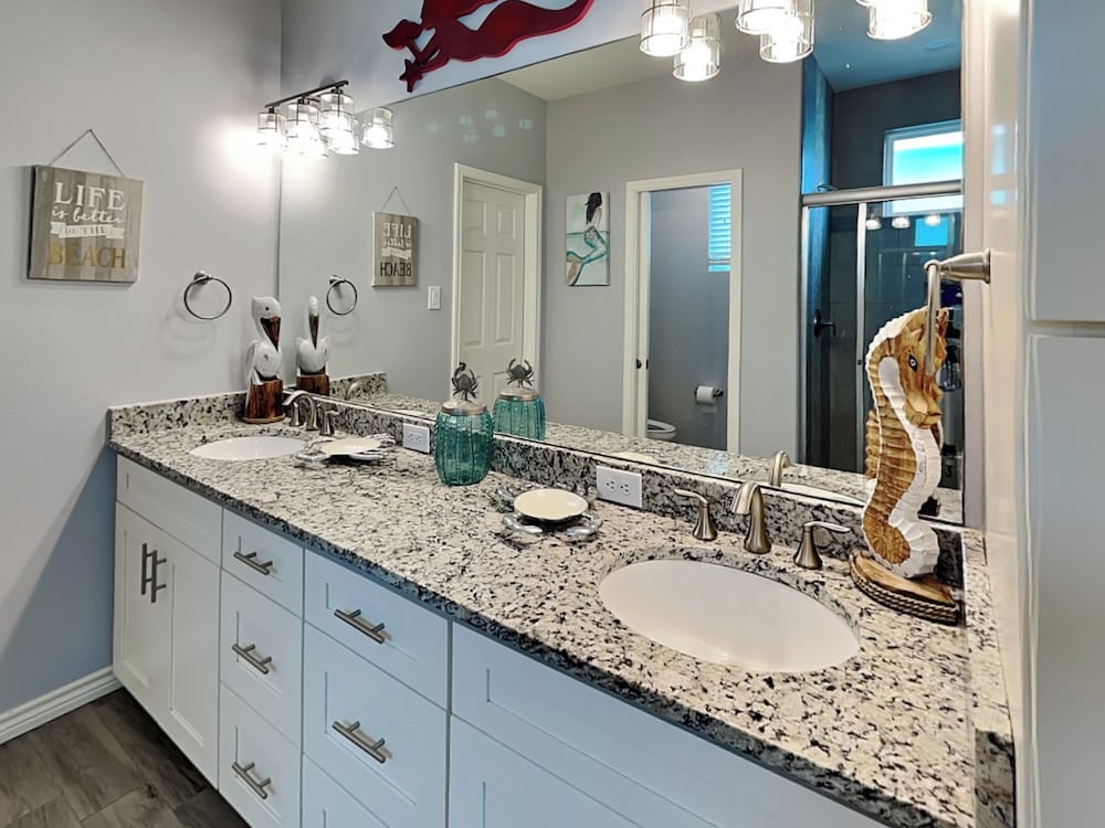 La Sirena by Silver Sands Vacation Rentals