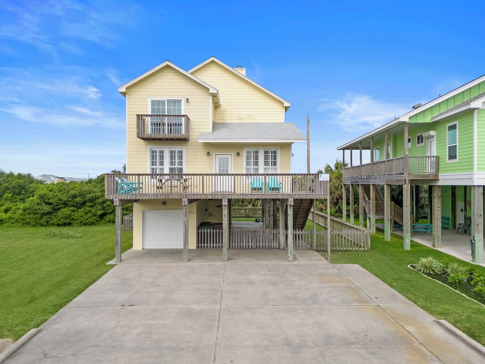 The Krusty Krab by Ryson Vacation Rentals