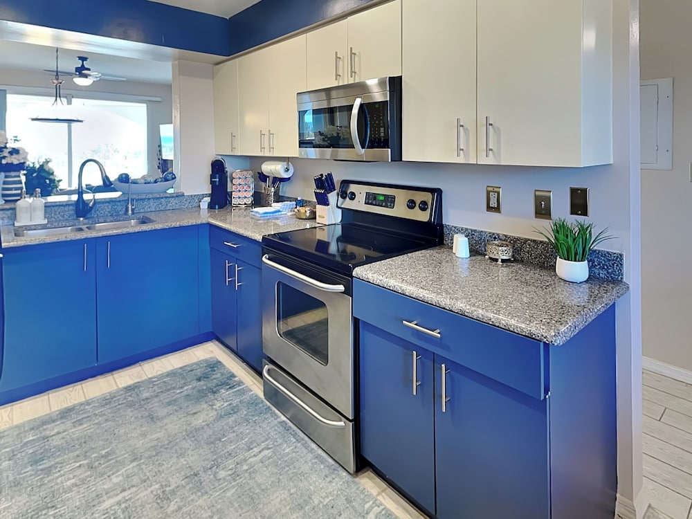 Surfview 2207 by Distinctive Beach Rentals