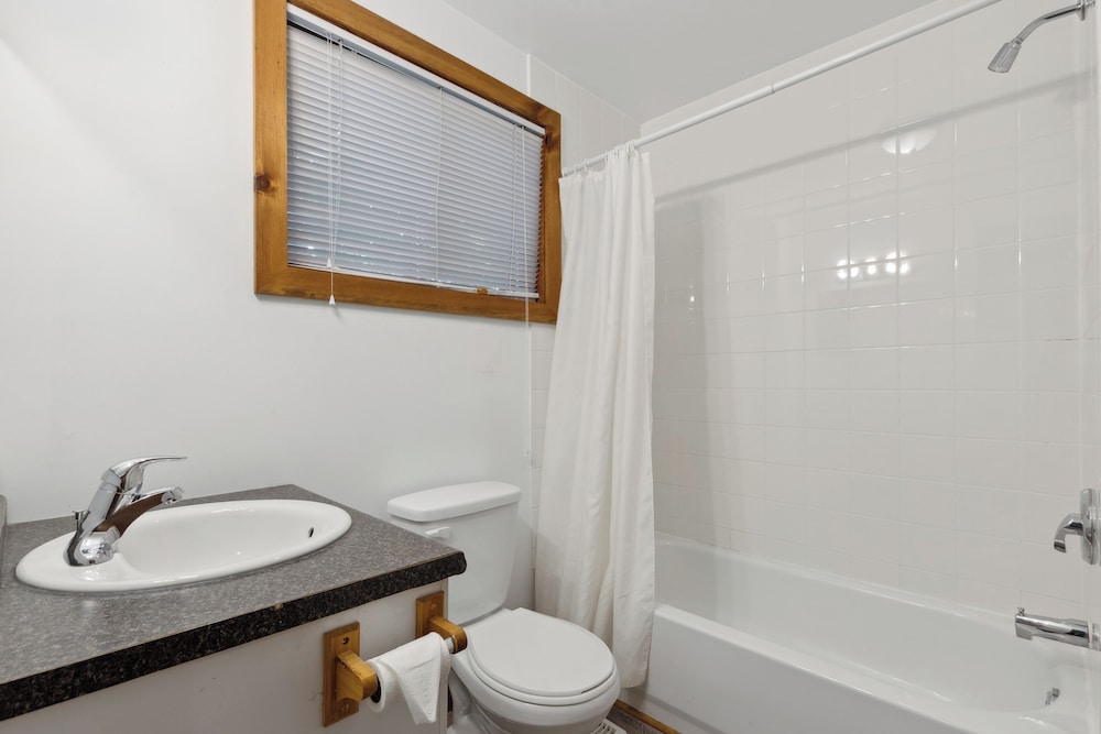 Birch View Chalets