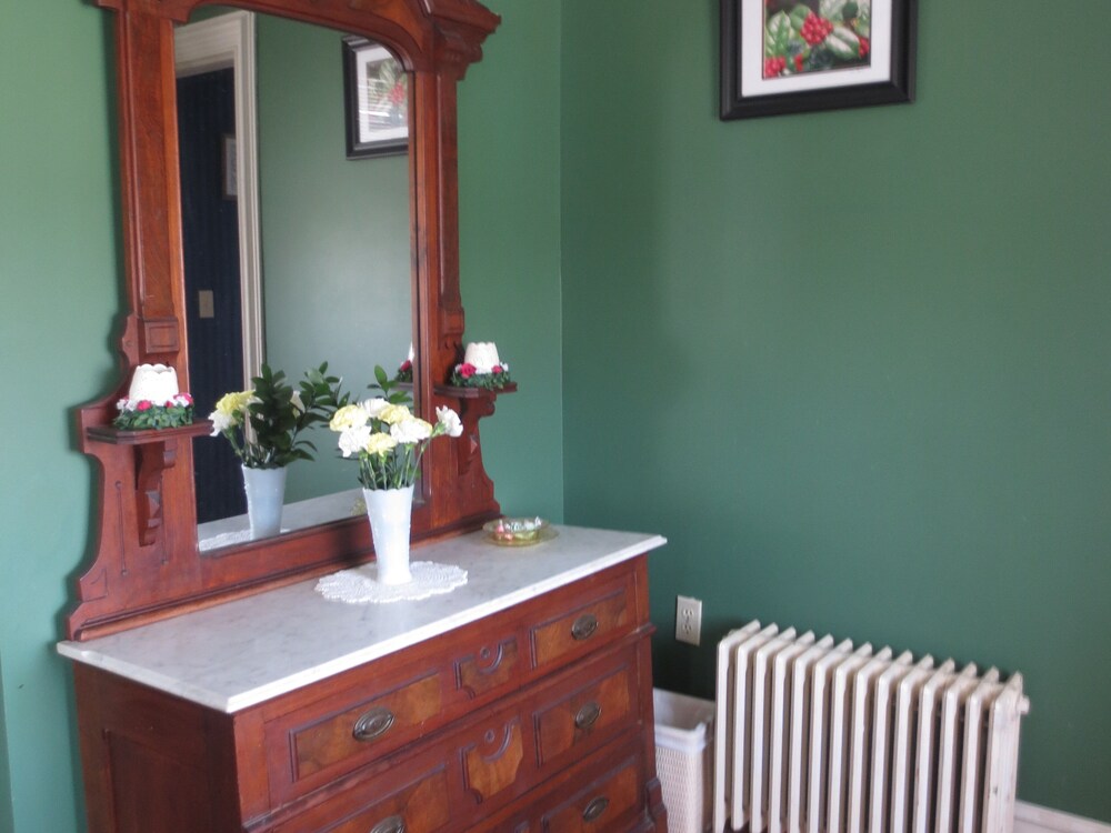 The Dominion House Bed & Breakfast