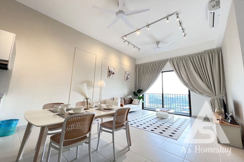 Netizen Cheras Residence by Emily in Town