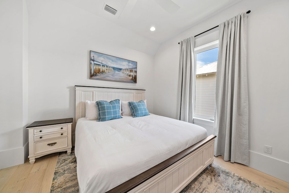 Magnolia Tides 6 Bedroom Home