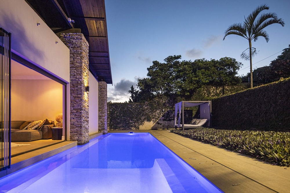 DolphinCoast YOLO Spaces-Ballito Beach House Villa