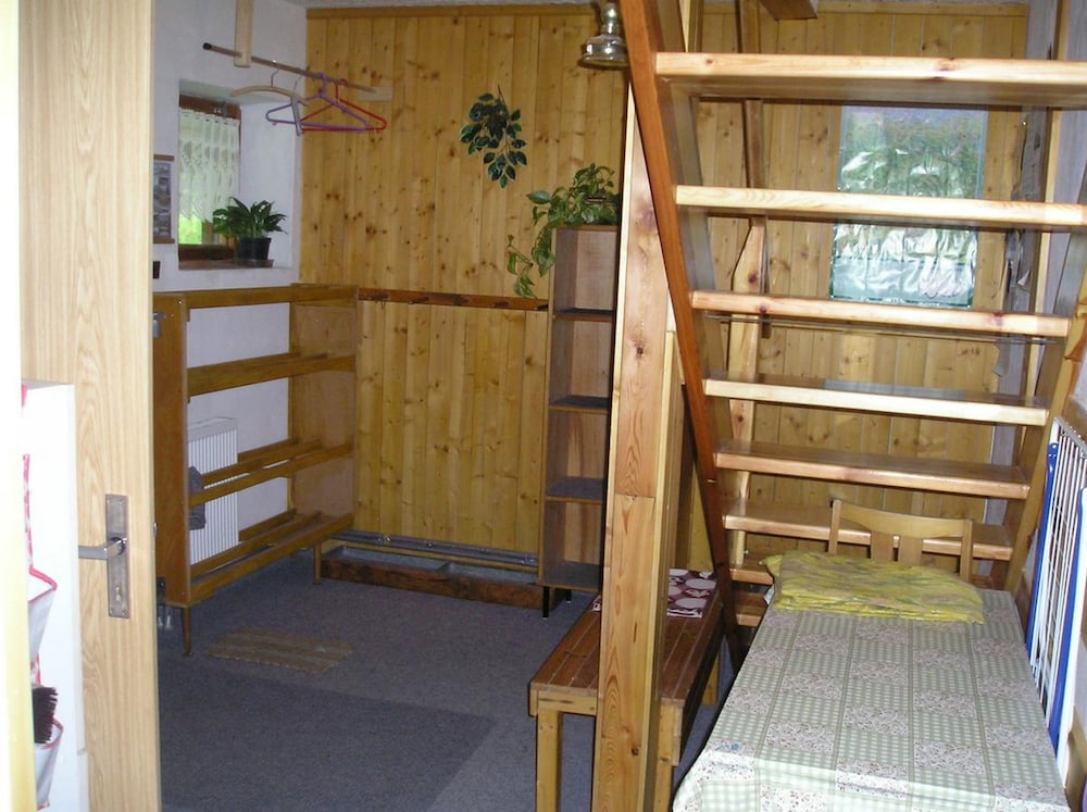 Apartment Pavla With 3 Bedrooms and 1 Bathrooms
