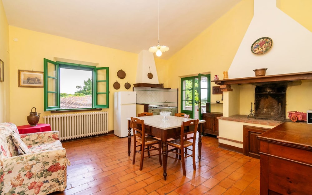 Farmhouse With Exclusive View Between Umbria and Tuscany La Godiola-albizia