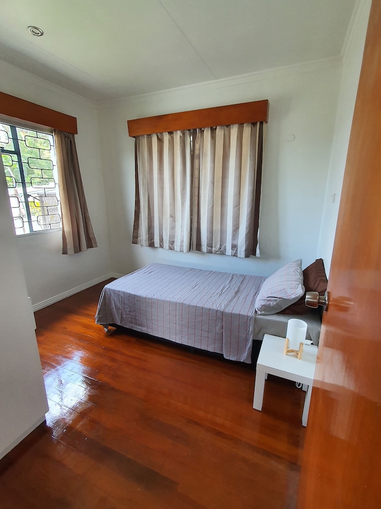 Axis Apartments