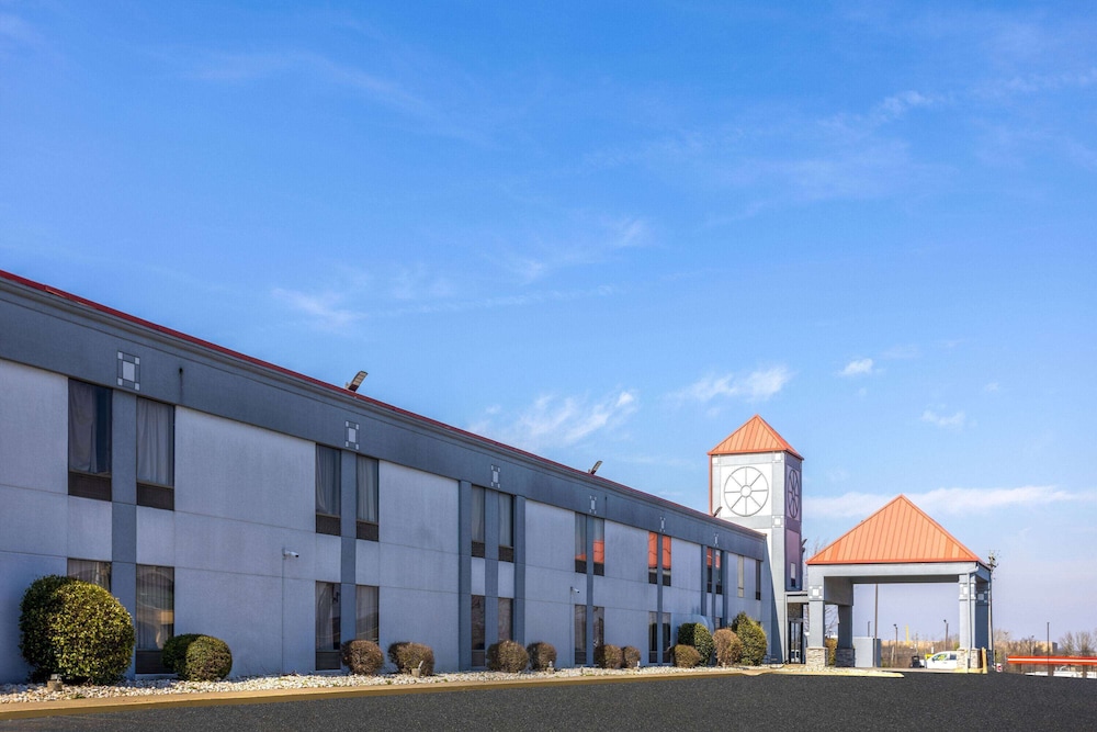 Baymont by Wyndham La Vergne - Property Image 4