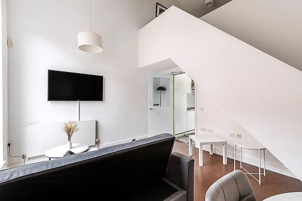 Cosy Camden Retreat Near Markets & Tube