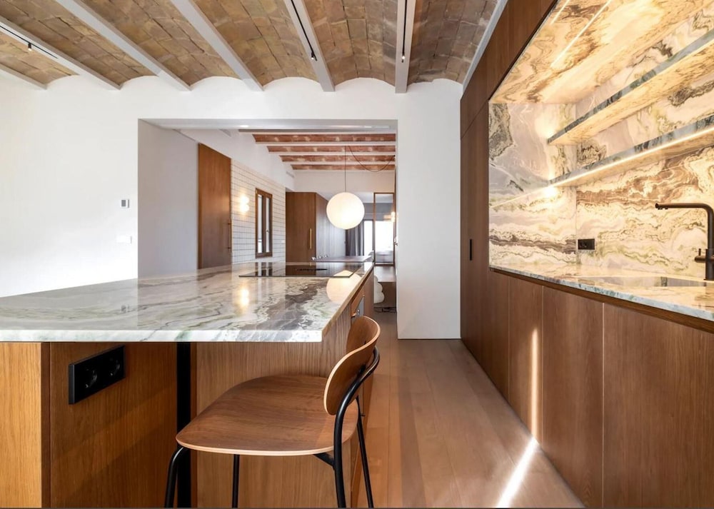 Barcelona Blissful Apartment Escape
