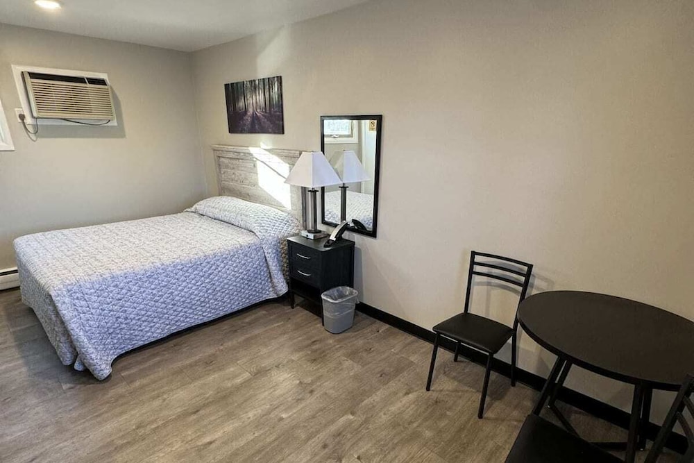 Pine View Inn