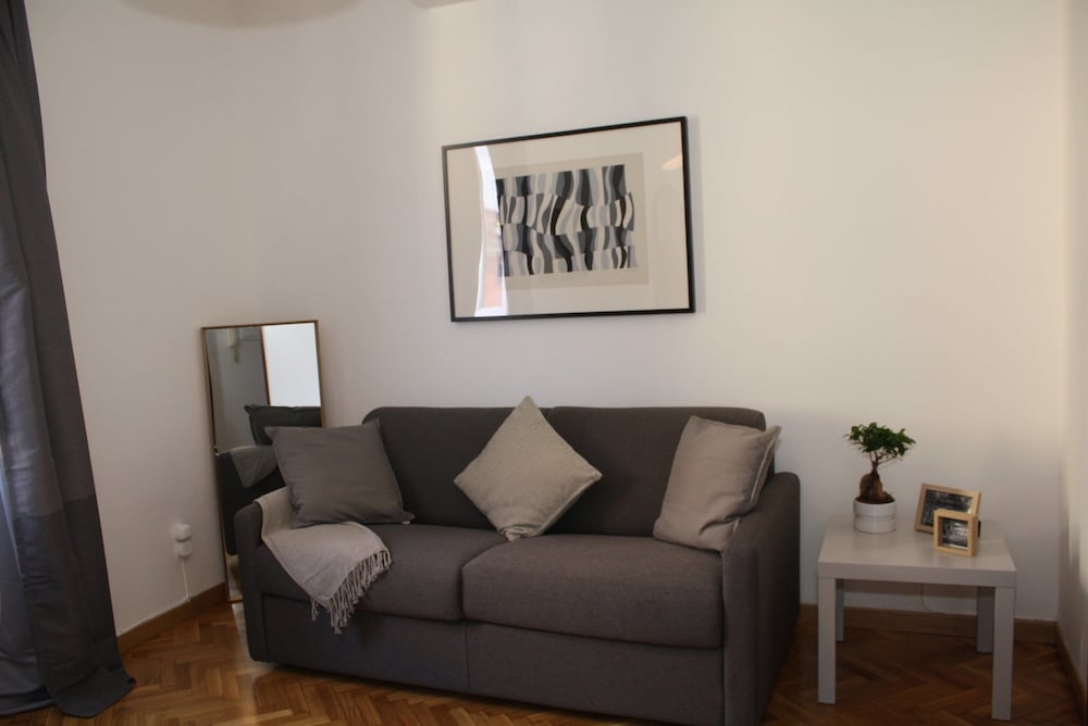 Home2Rome - Trastevere Reale