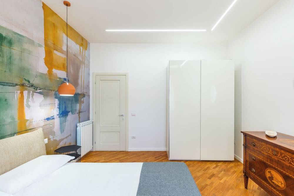 Stanzione Classy Flat at Vomero Central
