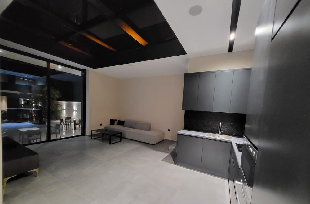 La Mirage Group Villas