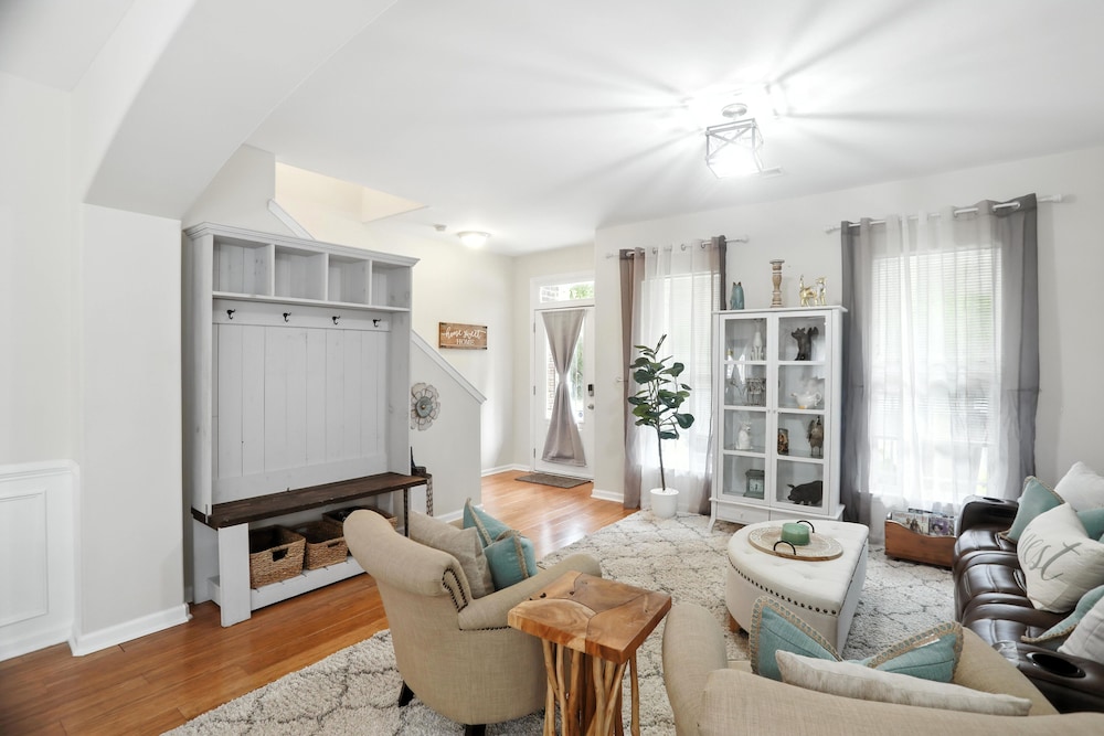 Lowcountry Luxury Near Palmetto Bluff 4 Bedroom Home