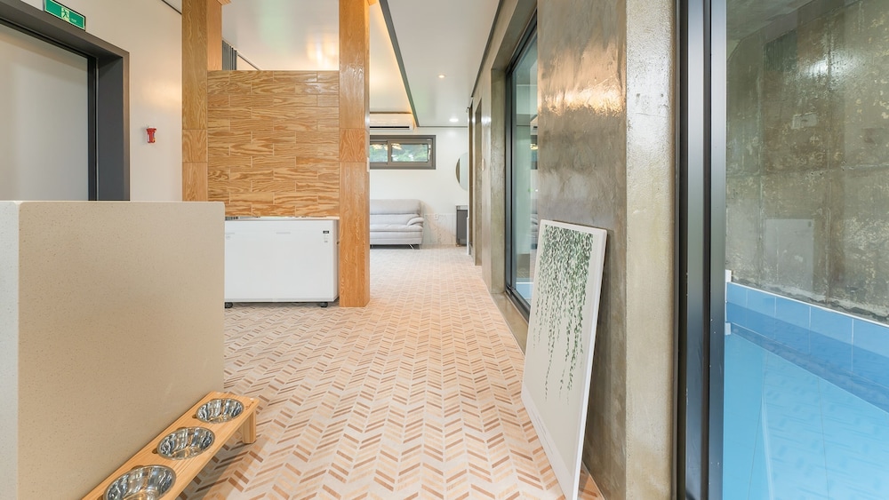 Taean Aloha Oe Pet Pool Villa