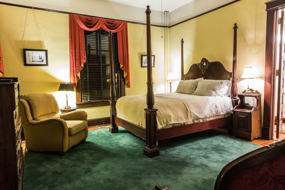 Double Oaks Bed and Breakfast, photo 16