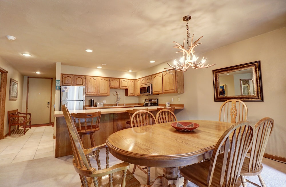 SkyRun Copper Mountain Resort Vacation Lodging