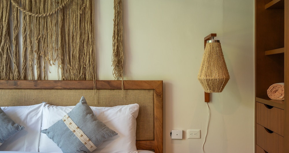 NHOA 206A Lux 2BR Jungle View Aldea Zama