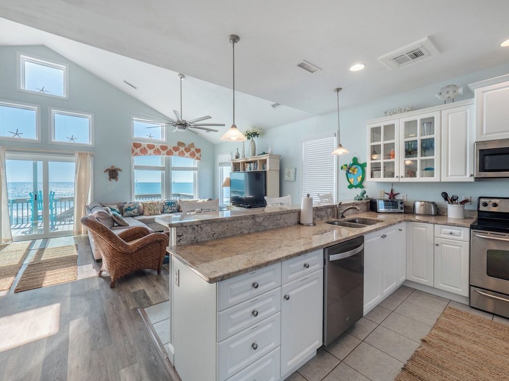 Clamalot by Topsail Realty