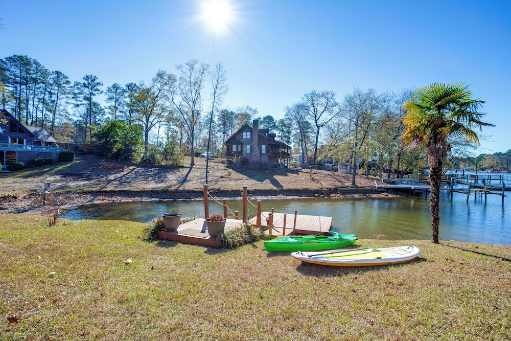 Lake Murray Retreat w/ Fishing Dock, Near Marinas!