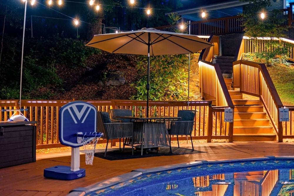 ATL Cascade Oasis - Pool Spa Arcade Pool Tbl