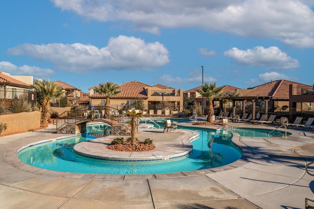 Paradise Village 3 - Grand View Estates