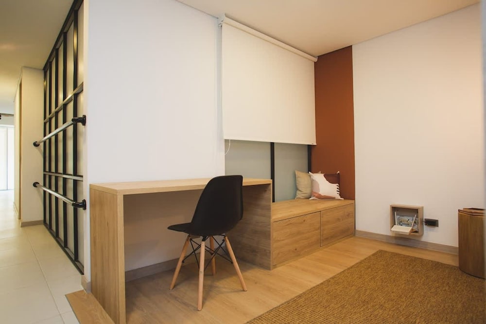 Cozy 3 BR in Laureles in Medell n
