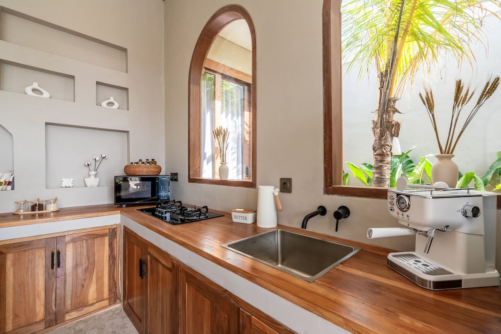 Villa Bayu by Alfred in Bali - Cozy 2BR Villa w Stunning Ricefield View
