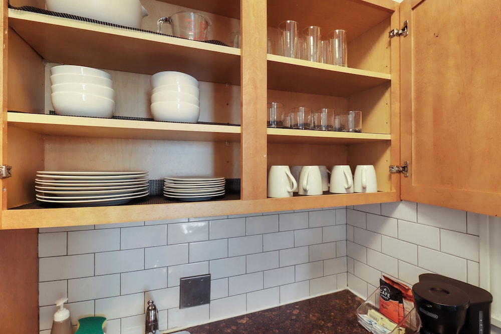 Ideal 4BR Unit - Maryland 2