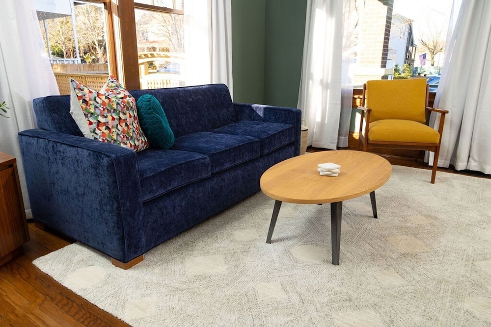 The Winona House - Boutique Hotel Near Downtown