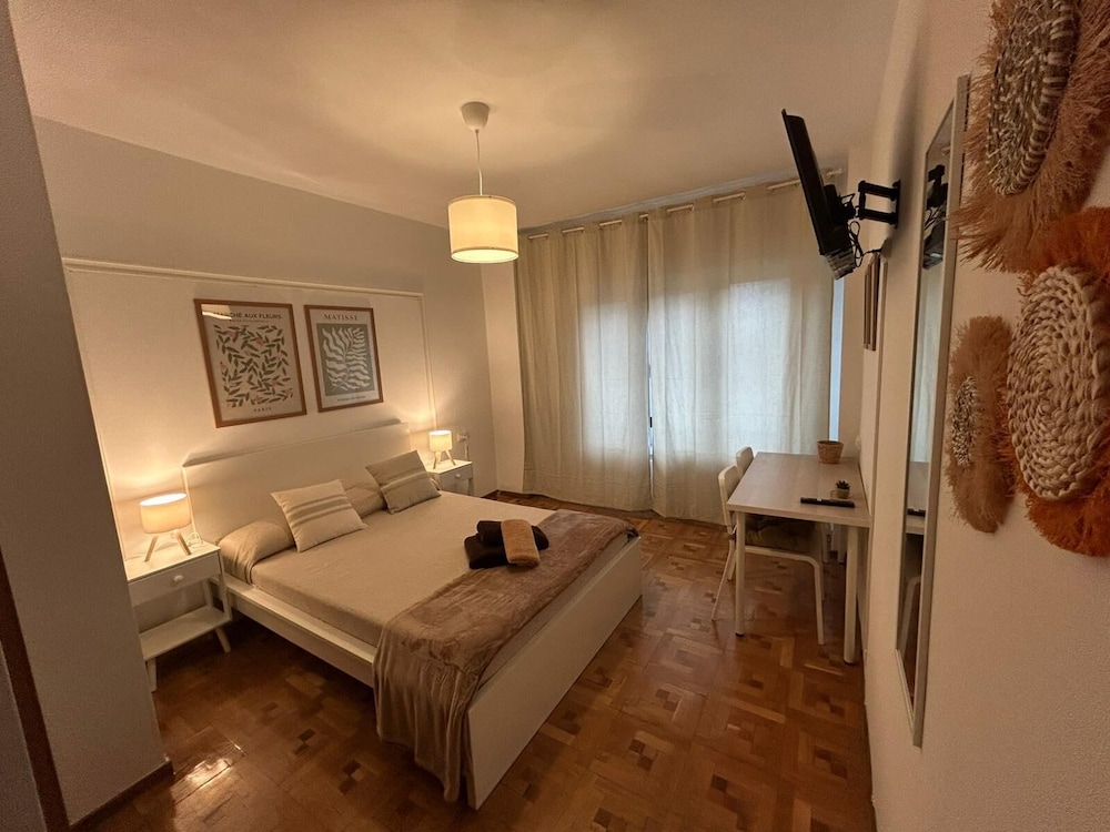 Rooms Rey junto a Plaza España