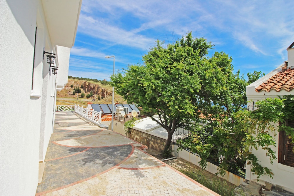 Bozcaada Teras Otel - Image 32