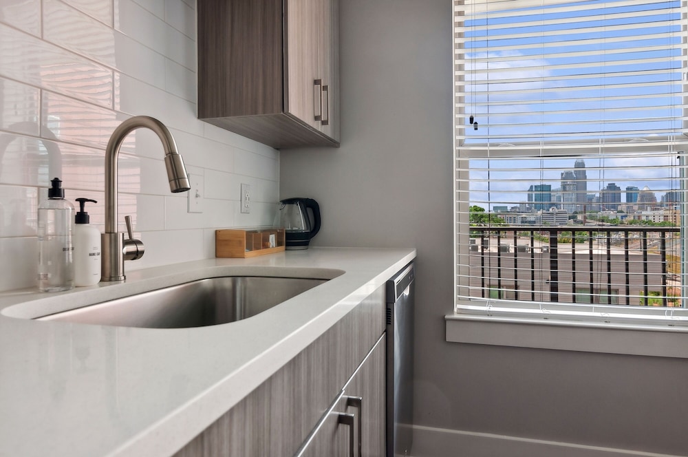 Charlotte Vacations - Kasa at Cortland NoDa Charlotte - Property Image 48