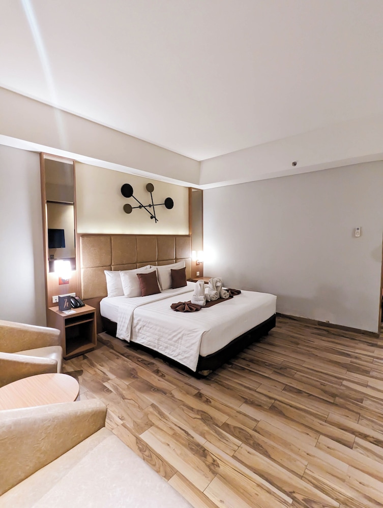 Astanaraya Suites Hotel