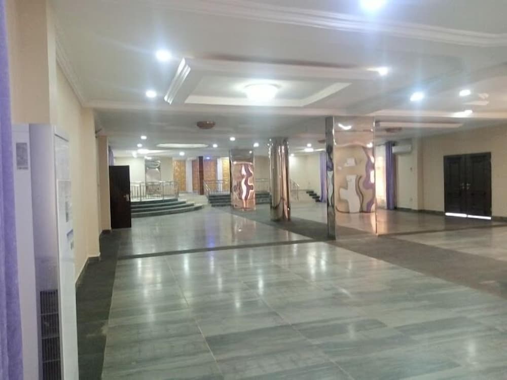 One World Luxury Hotel