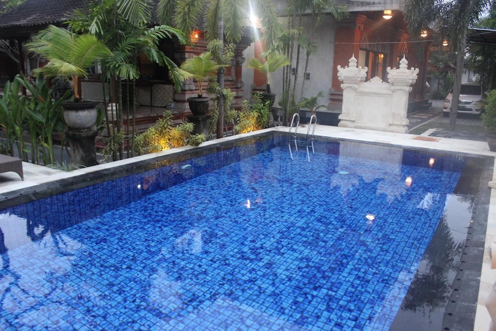 Puri Anom Guest House