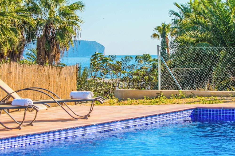 Villa Garlanda