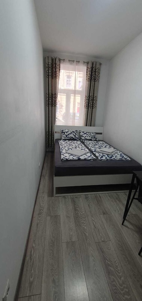 Spacious 5BR Apt 6 to Min Enkplatz