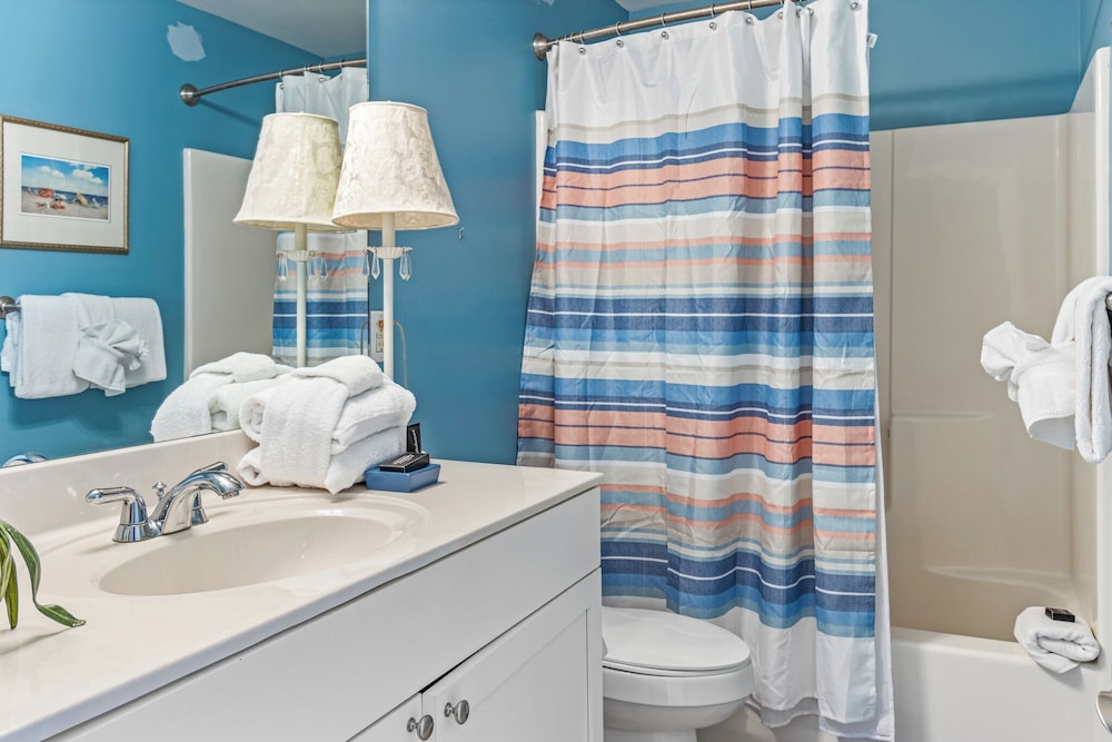 Legacy Key #203 by Southern Vacation Rentals