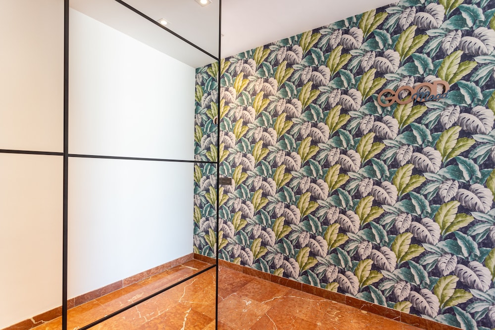 1 BD Apartment in the Heart of Seville With Great Views. San Pablo VI view 2